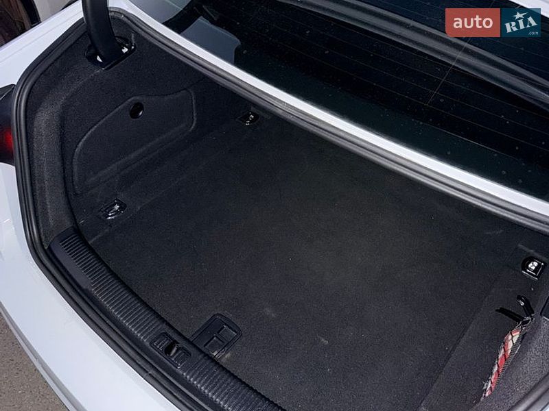 Седан Audi A6 2017 в Львове