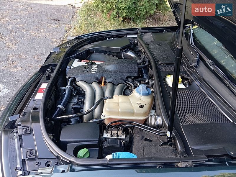 Універсал Audi A6 2003 в Дубні