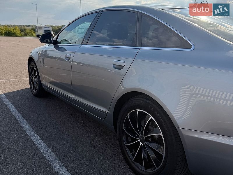 Седан Audi A6 2010 в Ровно