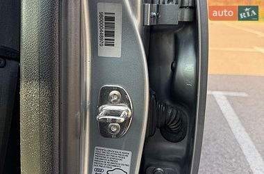 Седан Audi A6 2010 в Ровно