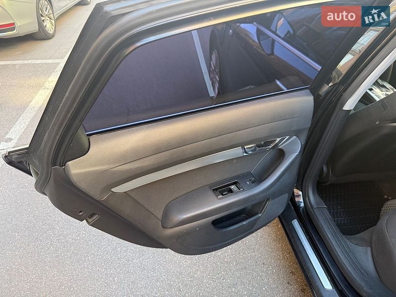 Седан Audi A6 2006 в Киеве