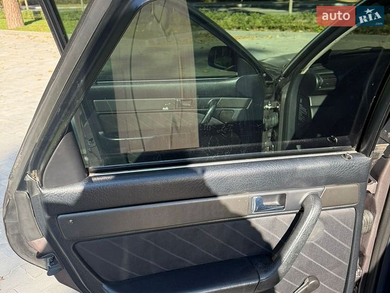 Седан Audi A6 1996 в Києві