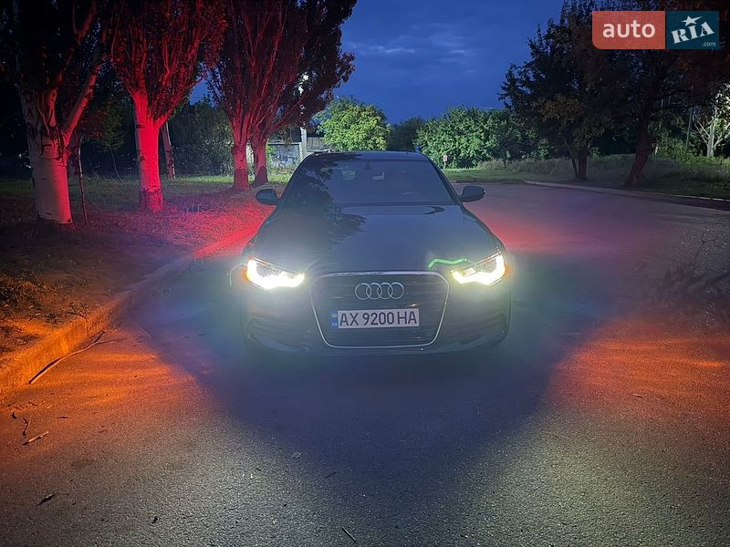 Седан Audi A6 2012 в Харькове