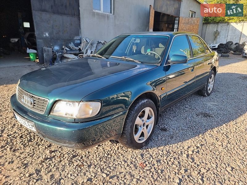 Седан Audi A6 1997 в Кременце