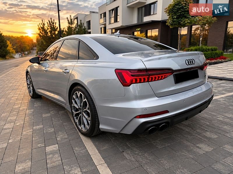 Седан Audi A6 2018 в Ужгороде