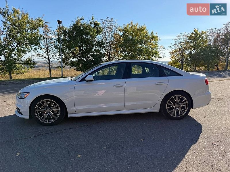 Седан Audi A6 2015 в Червоному Донці