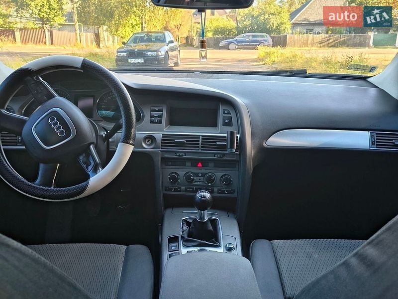 Седан Audi A6 2005 в Коростене
