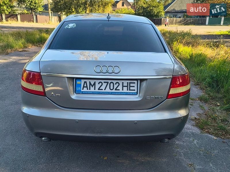 Седан Audi A6 2005 в Коростене
