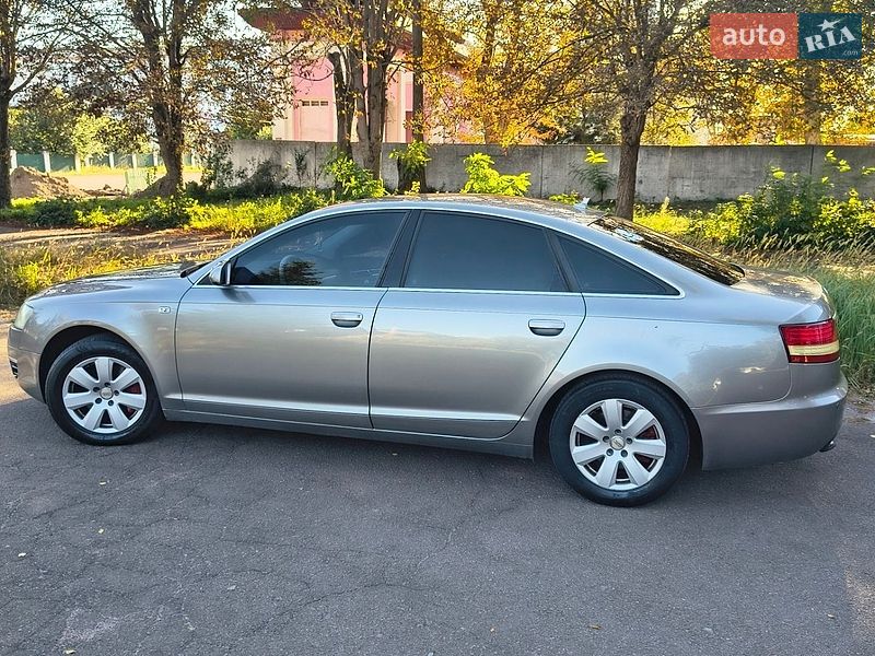 Седан Audi A6 2005 в Коростене