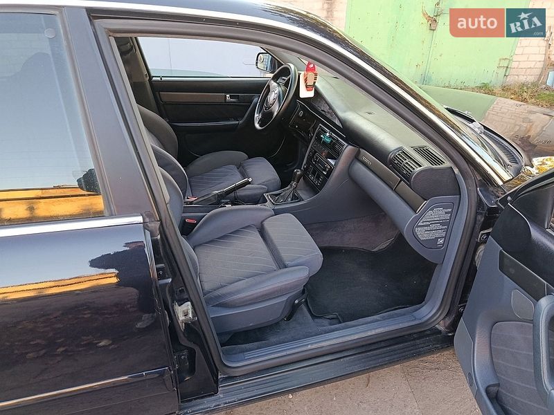 Седан Audi A6 1996 в Кривому Розі