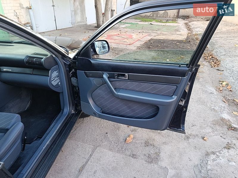 Седан Audi A6 1996 в Кривому Розі