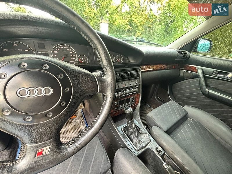 Седан Audi A6 1996 в Луцке