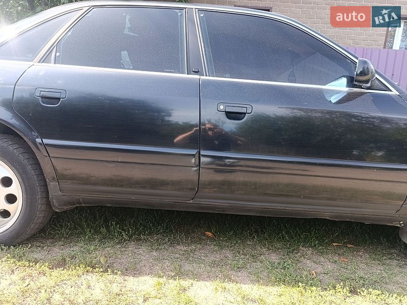 Седан Audi A6 1995 в Киеве