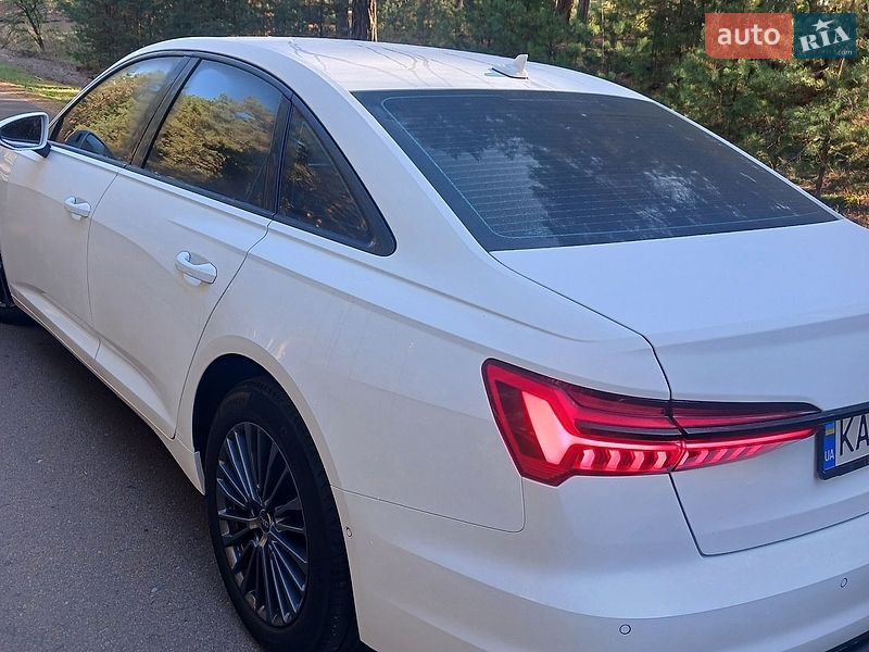 Седан Audi A6 2024 в Киеве