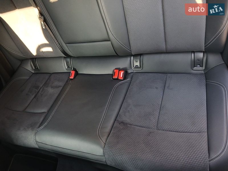 Седан Audi A6 2024 в Киеве