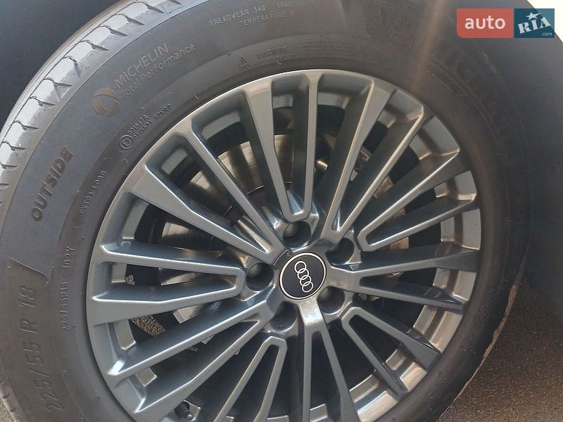 Седан Audi A6 2024 в Киеве