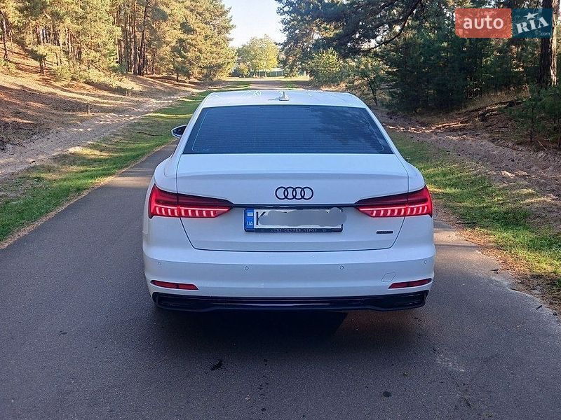 Седан Audi A6 2024 в Киеве