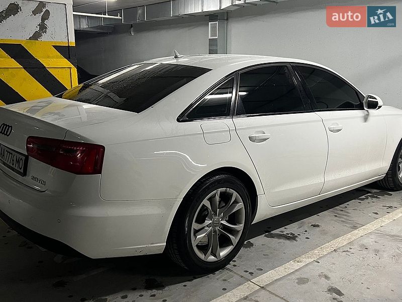 Седан Audi A6 2013 в Киеве