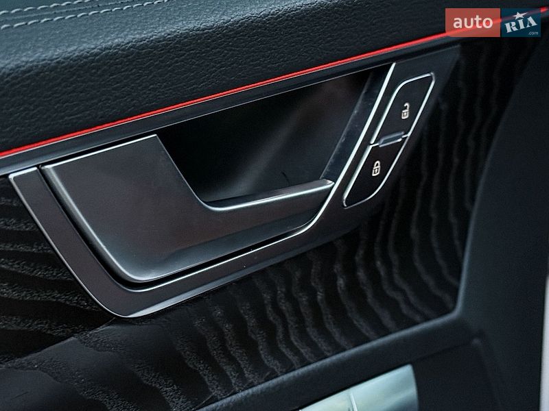 Седан Audi A6 2020 в Киеве