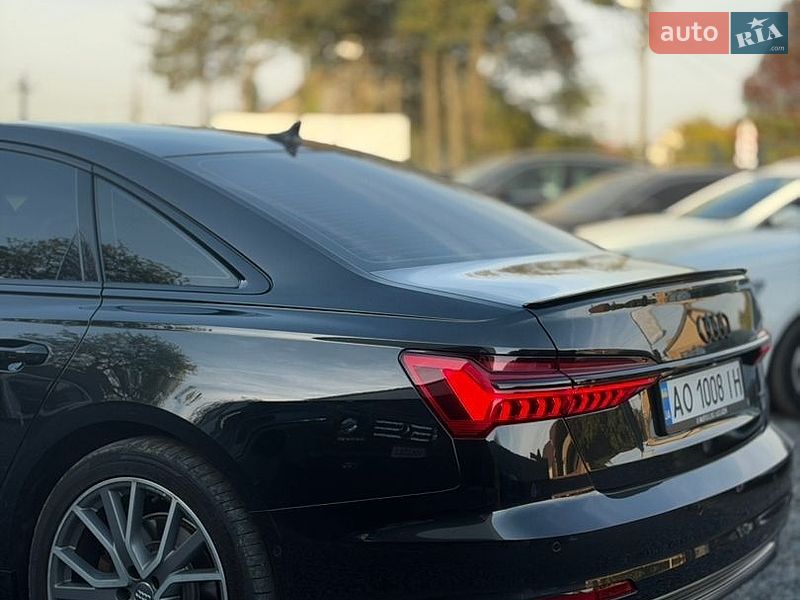 Седан Audi A6 2018 в Ужгороде