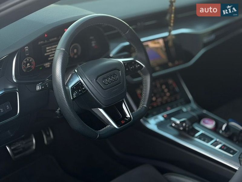 Седан Audi A6 2018 в Ужгороде