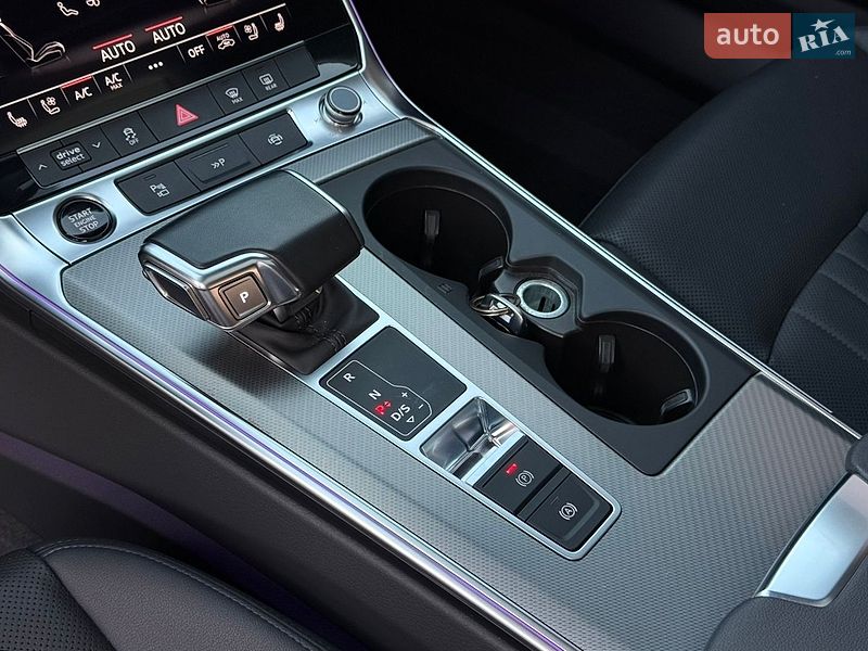 Седан Audi A6 2022 в Тернополе