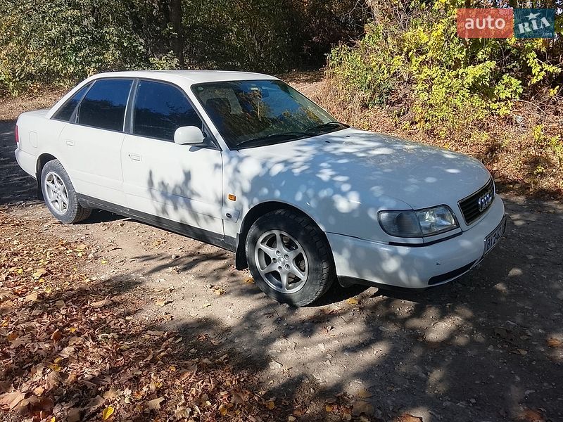 Седан Audi A6 1997 в Теофіполі
