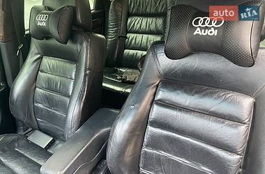 Седан Audi A6 1995 в Клевані