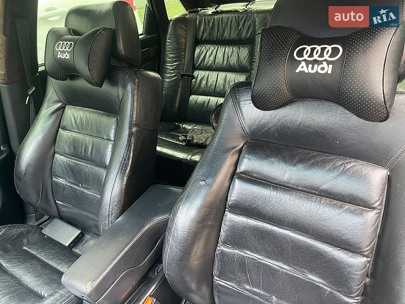 Седан Audi A6 1995 в Клевані