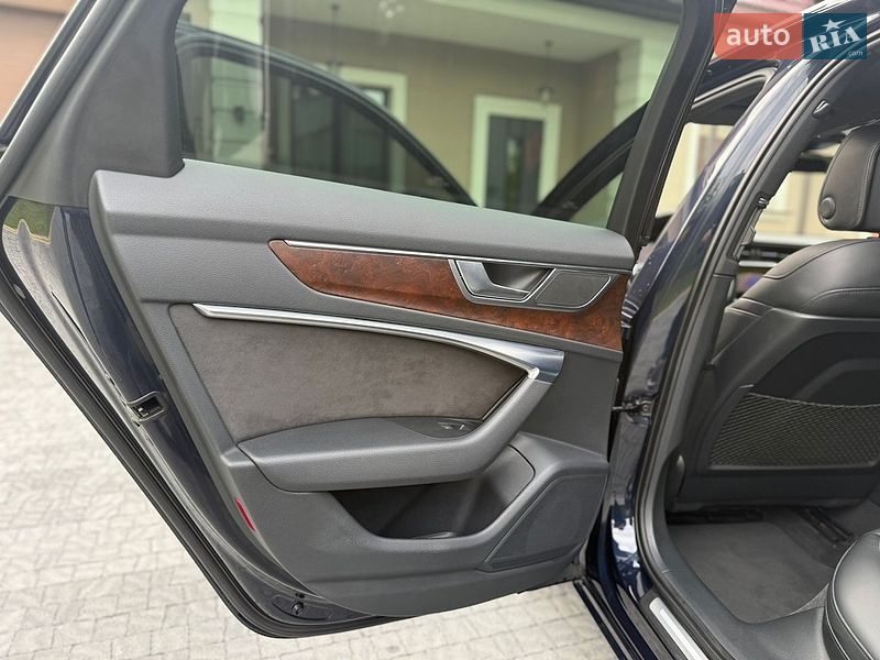 Седан Audi A6 2018 в Стрию