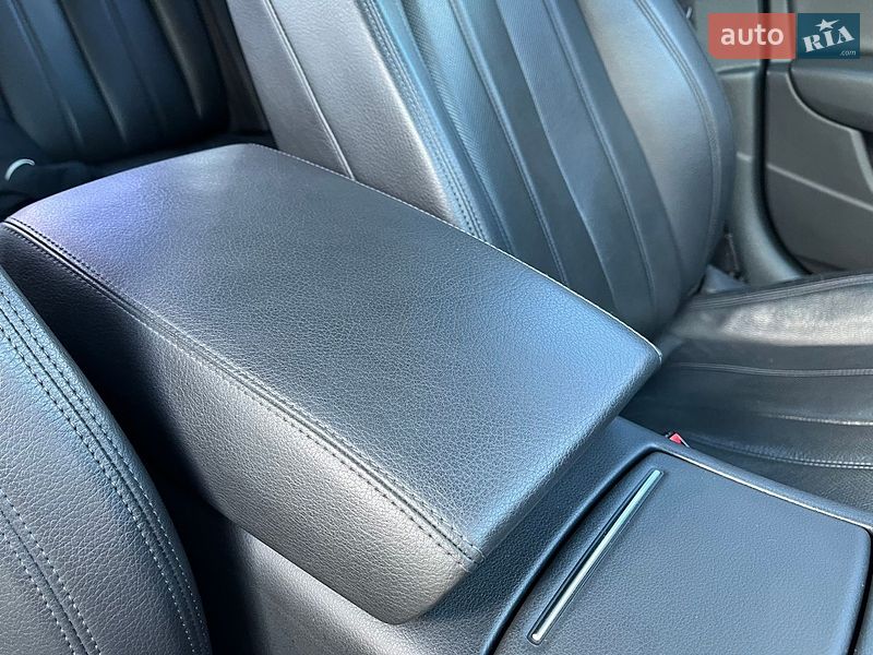 Седан Audi A6 2018 в Киеве