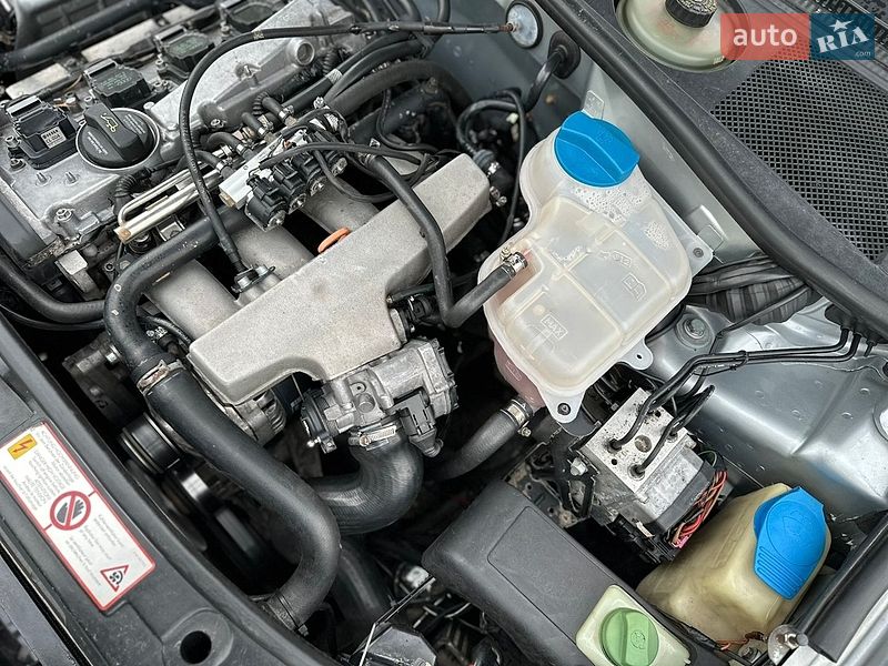 Седан Audi A6 1998 в Жовкве