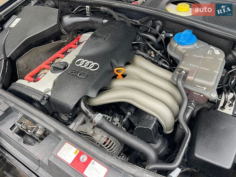 Седан Audi A6 2001 в Сарнах