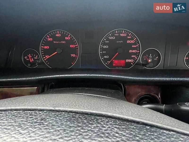 Седан Audi A6 1995 в Львове