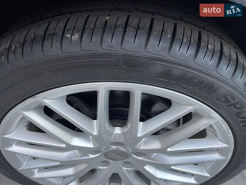 Седан Audi A6 2016 в Ровно