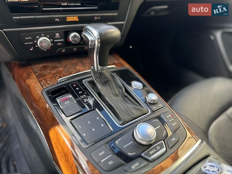 Седан Audi A6 2014 в Нововолынске