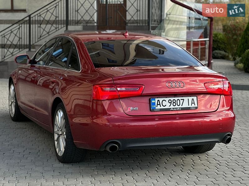 Седан Audi A6 2014 в Нововолынске