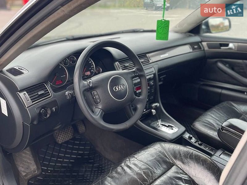 Универсал Audi A6 2002 в Сокале
