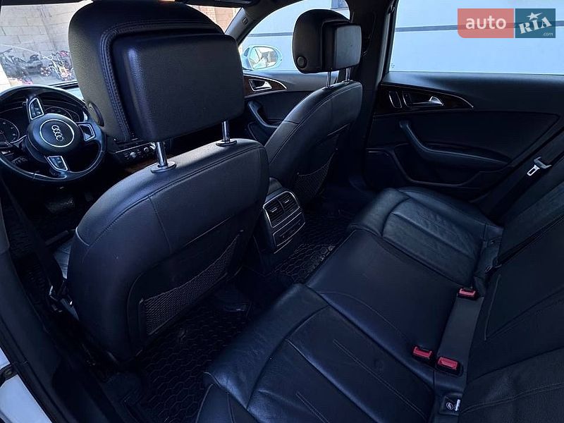 Седан Audi A6 2014 в Ровно