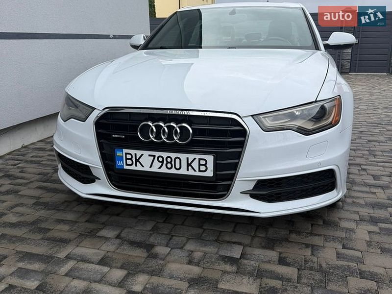 Седан Audi A6 2014 в Ровно