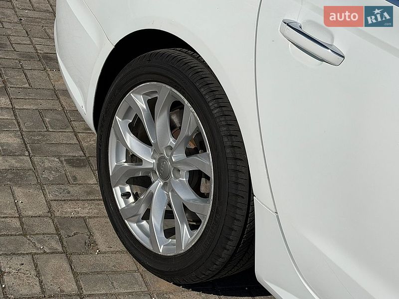 Седан Audi A6 2017 в Львові