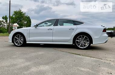 Седан Audi A7 Sportback 2015 в Киеве