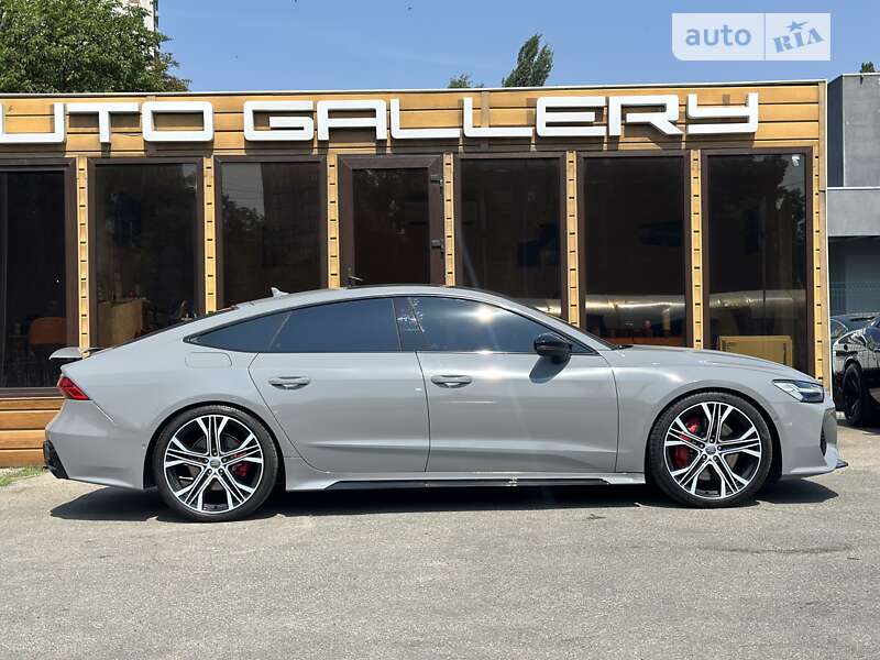 Лифтбек Audi A7 Sportback 2018 в Киеве