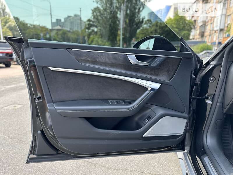 Лифтбек Audi A7 Sportback 2018 в Киеве