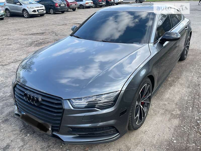 Лифтбек Audi A7 Sportback 2017 в Киеве