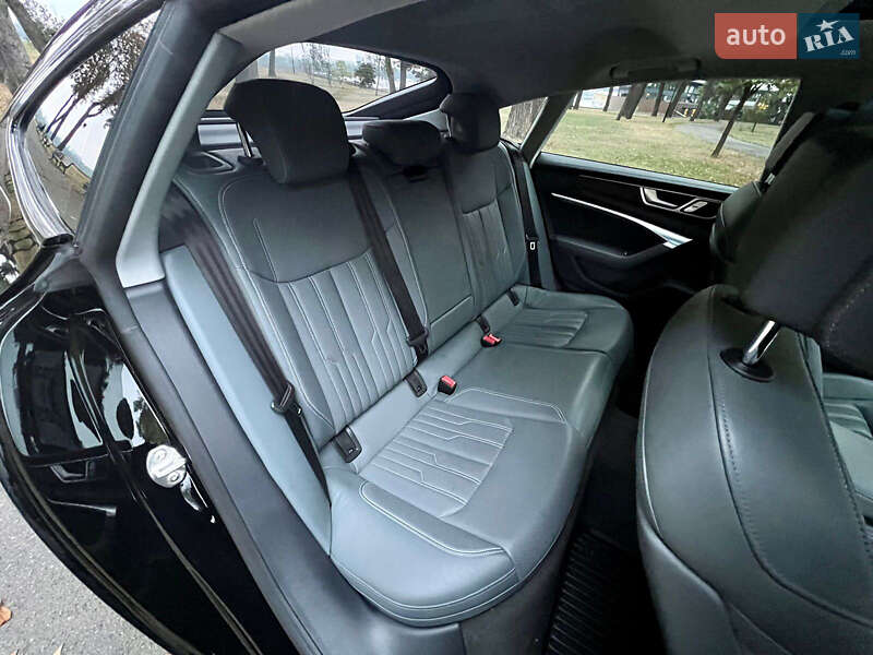 Лифтбек Audi A7 Sportback 2018 в Киеве