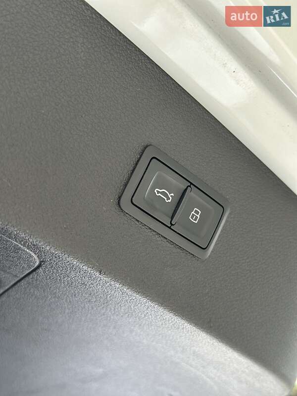 Ліфтбек Audi A7 Sportback 2015 в Черкасах фото 31 Ліфтбек Audi A7 Sportback 2015 в Черкасах