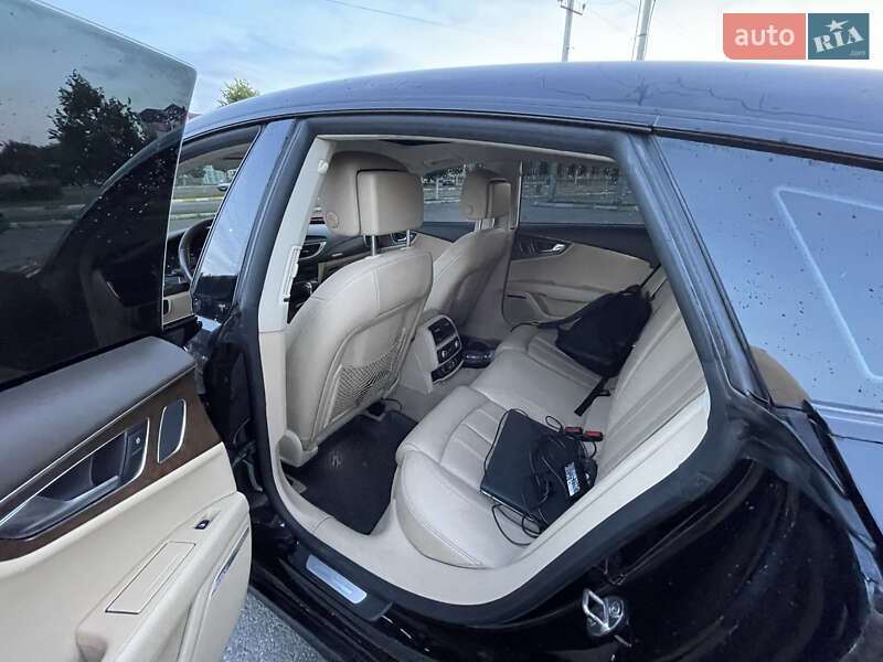 Лифтбек Audi A7 Sportback 2014 в Киеве