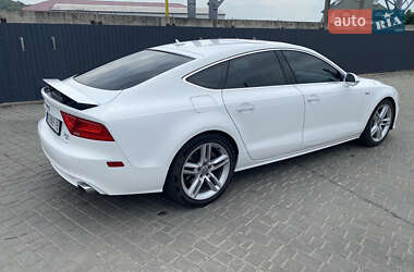 Лифтбек Audi A7 Sportback 2012 в 