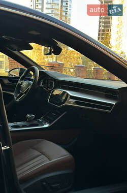Лифтбек Audi A7 Sportback 2020 в 
